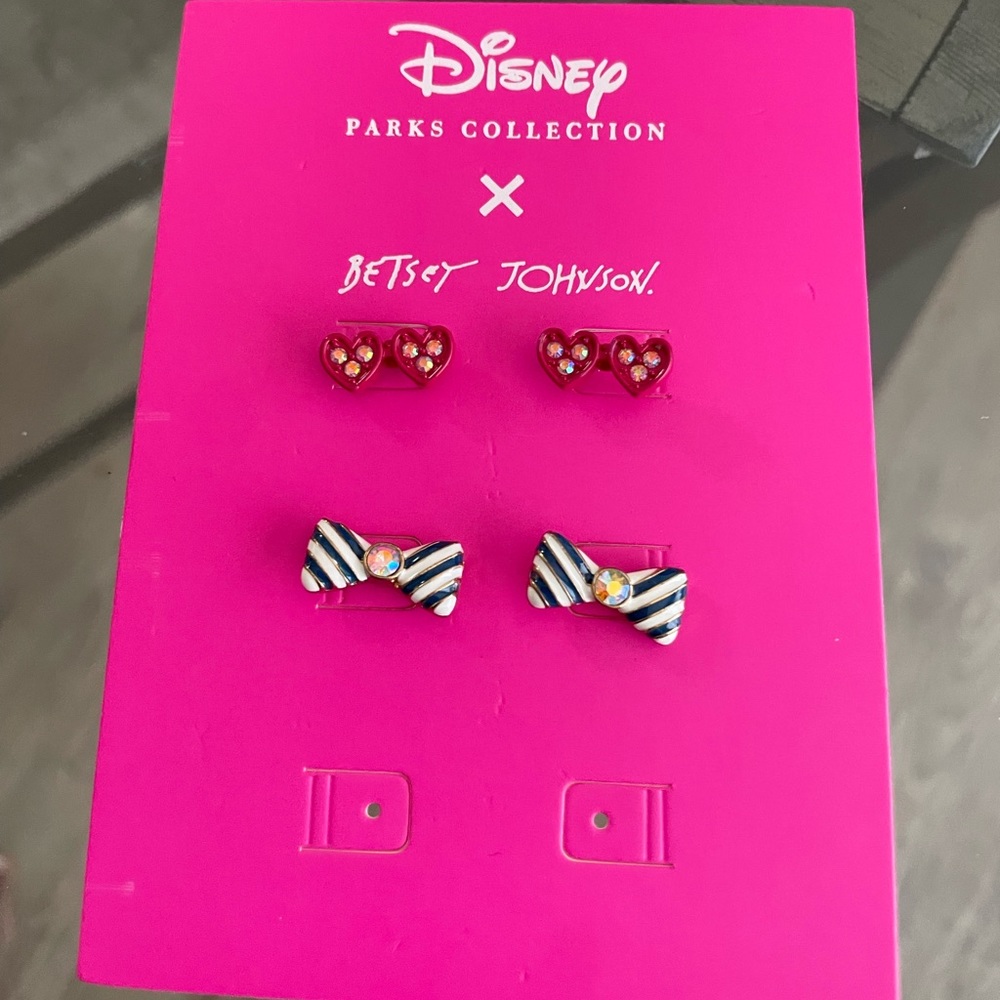 DISNEY X BETSEY JOHNSON PARKS COLLECTION Stud 2 pack earrings